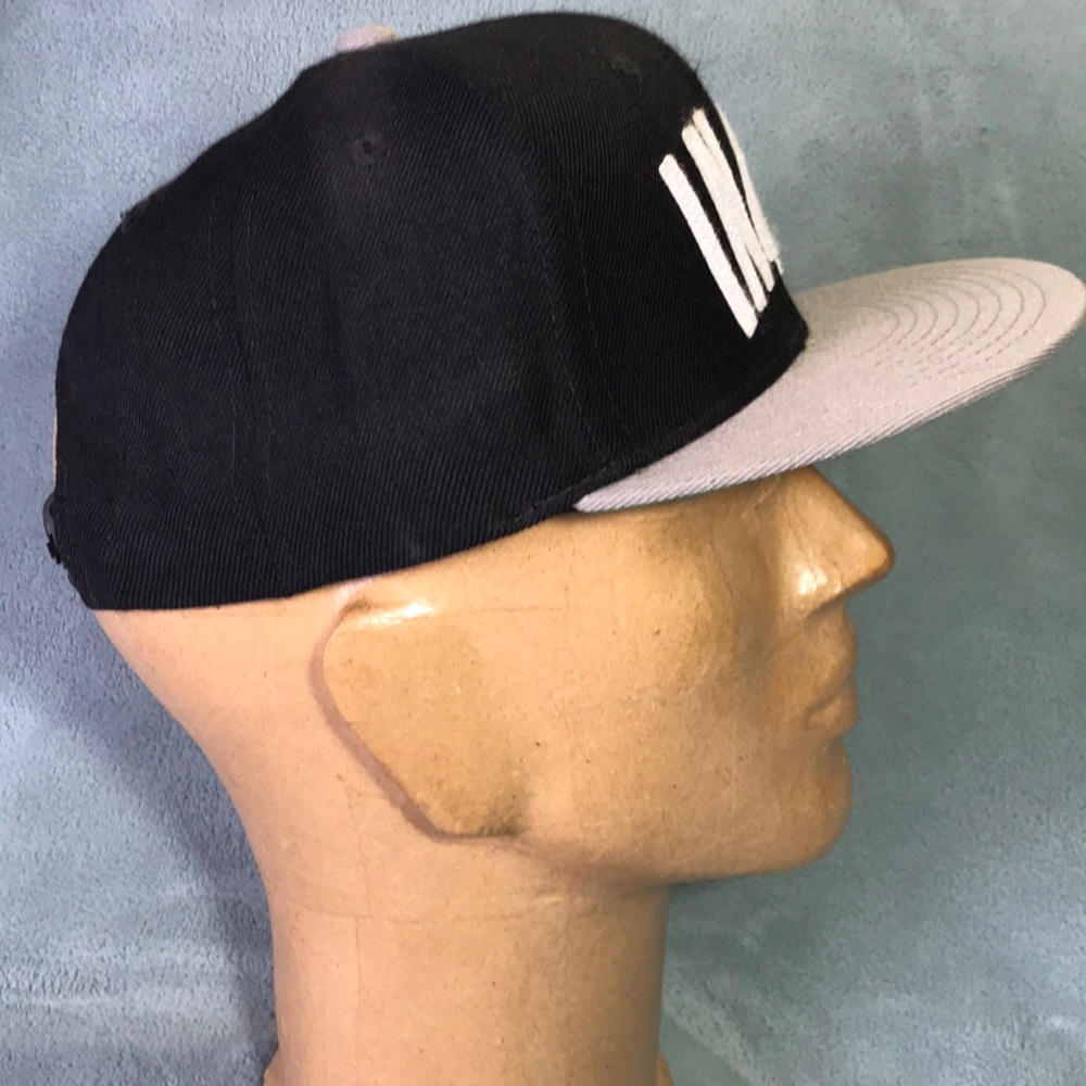 Preowned In4mation Snapback, Adjustable - image 2